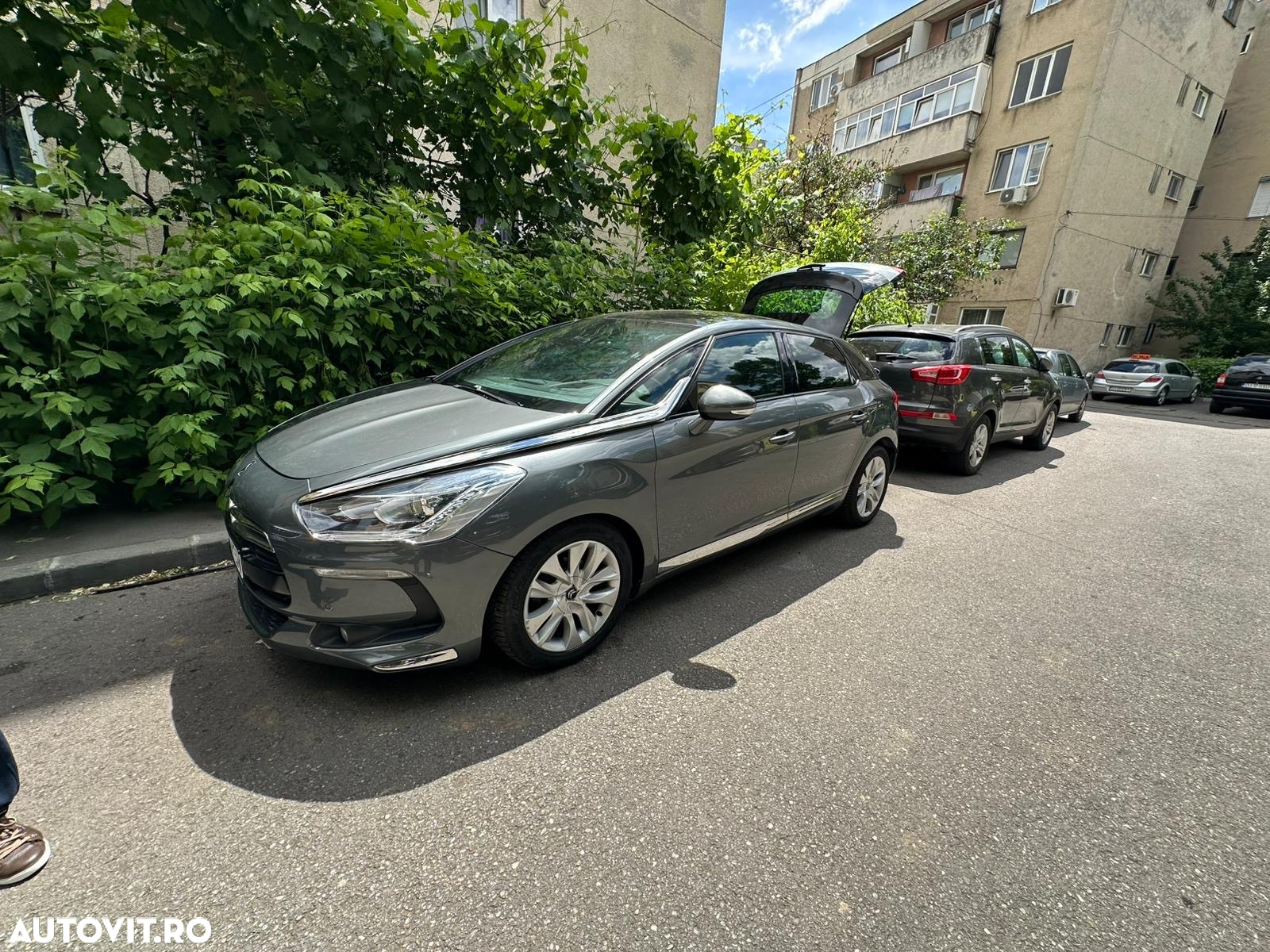 Citroën DS5 e-HDi 110 EGS6 Chic - 7