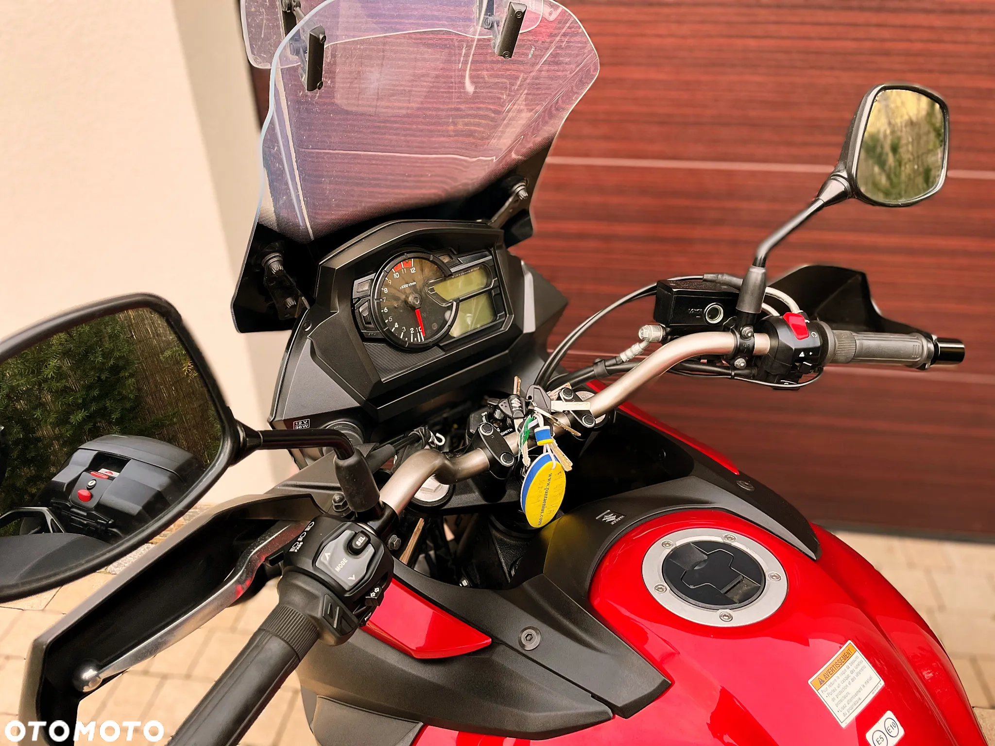 Suzuki DL - 7