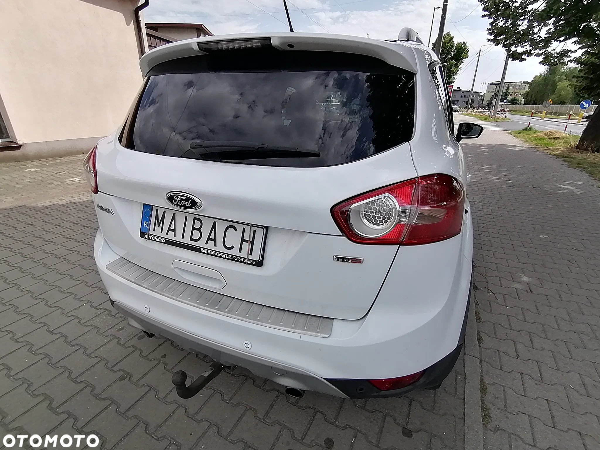 Ford Kuga 2.0 TDCi Titanium - 9