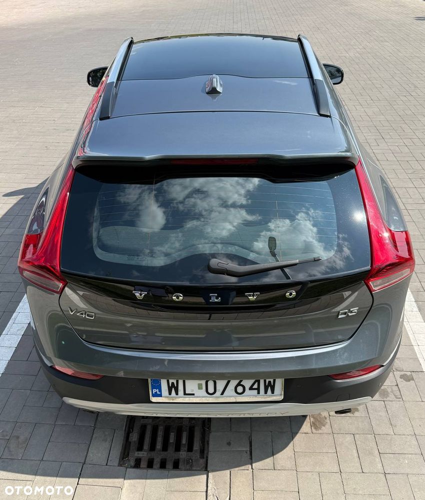 Volvo V40 D3 Geartronic Momentum - 4