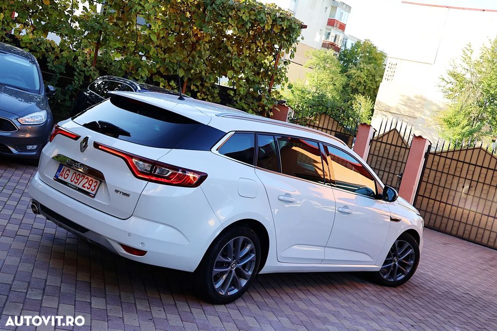 Renault Megane Grandtour BLUE dCi 115 BOSE EDITION - 14