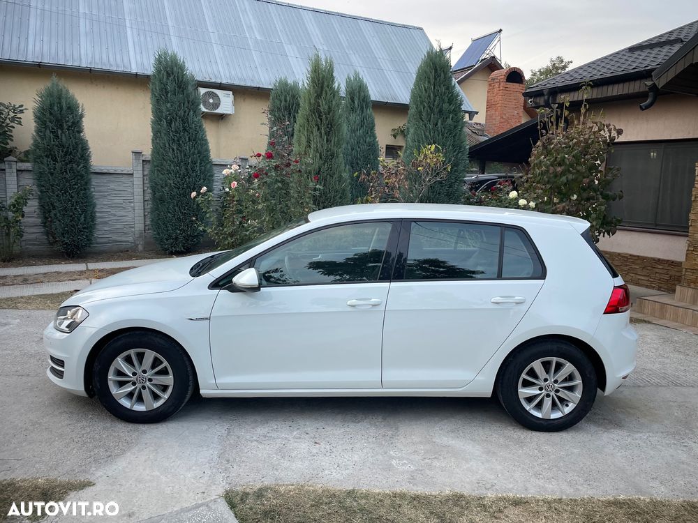 Volkswagen Golf - 3