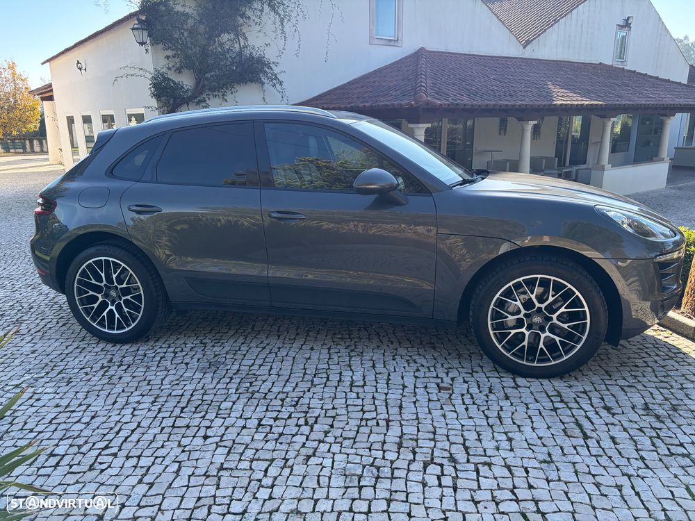 Porsche Macan S - 37