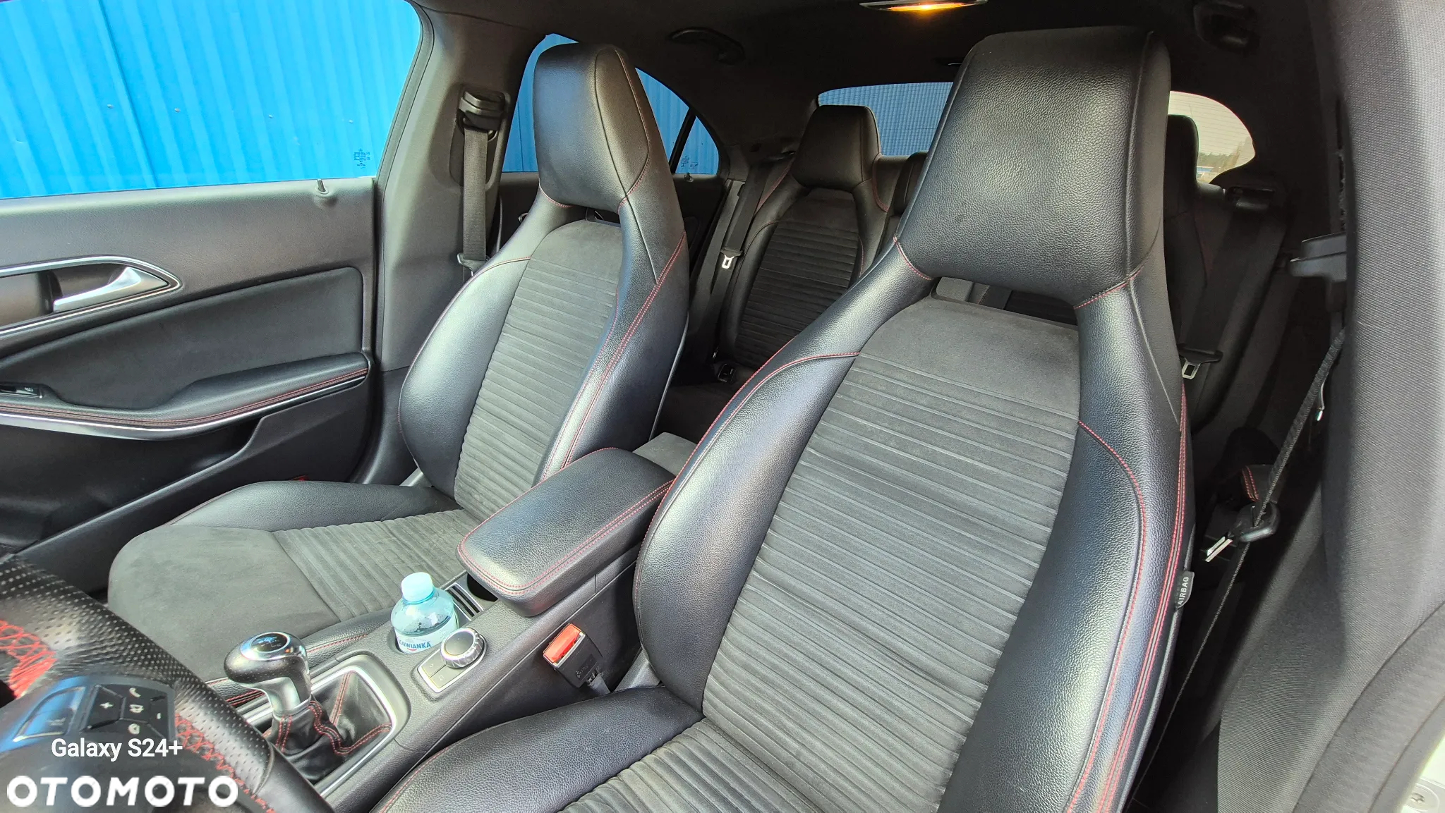Mercedes-Benz CLA 180 AMG Line - 34