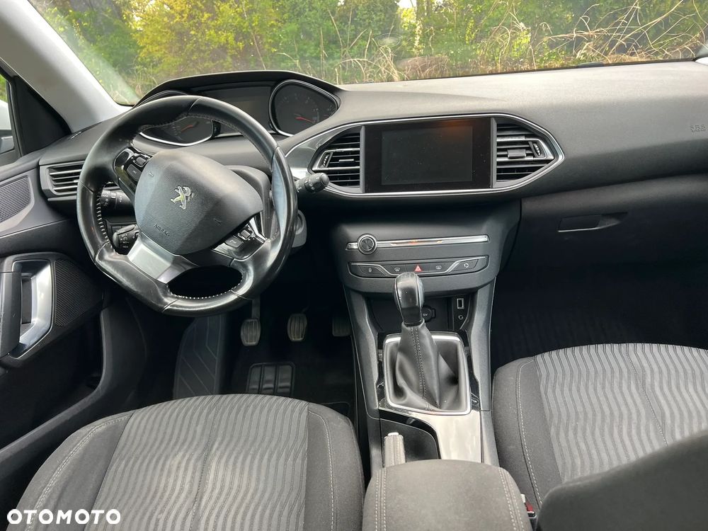Peugeot 308 1.6 BlueHDi Active S&S - 23