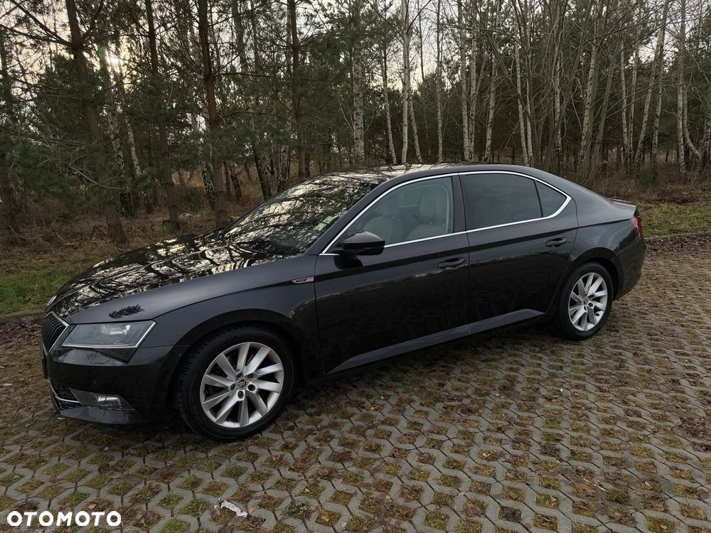 Skoda Superb 2.0 TSI Sportline DSG - 8