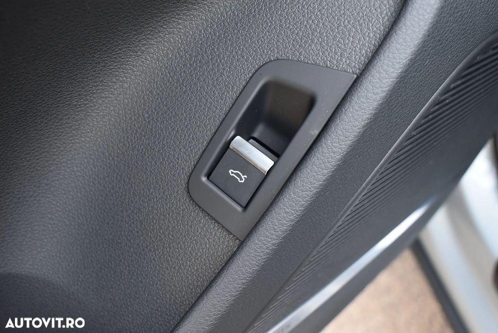 Audi Q7 55 TFSI quattro Tiptronic MHEV S Line - 11
