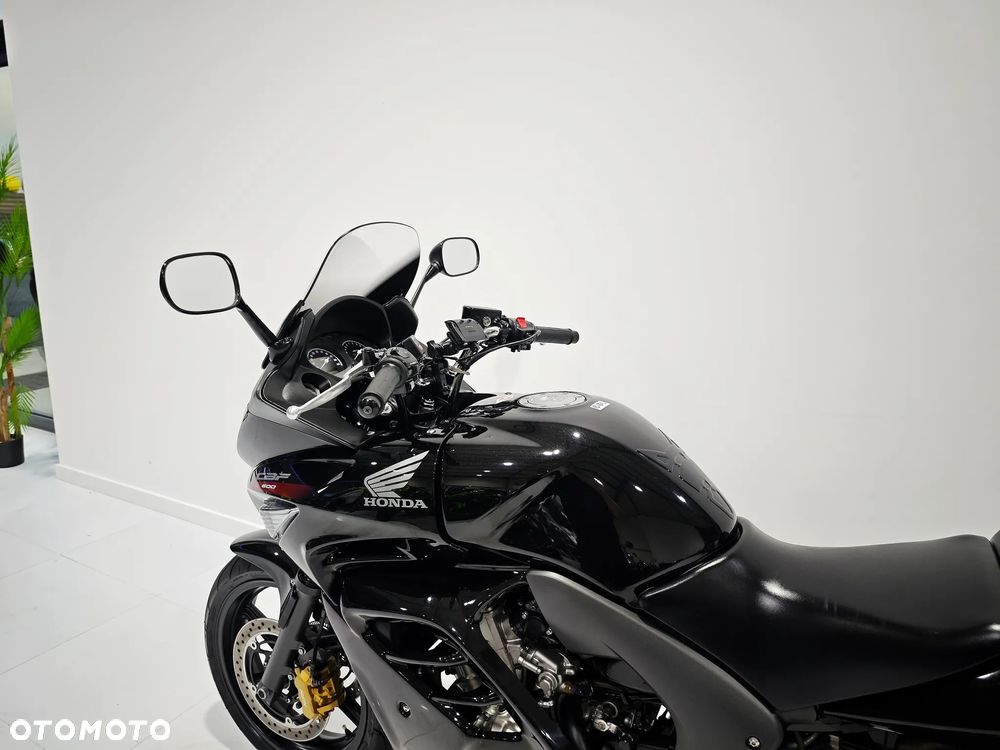 Honda CBF - 13