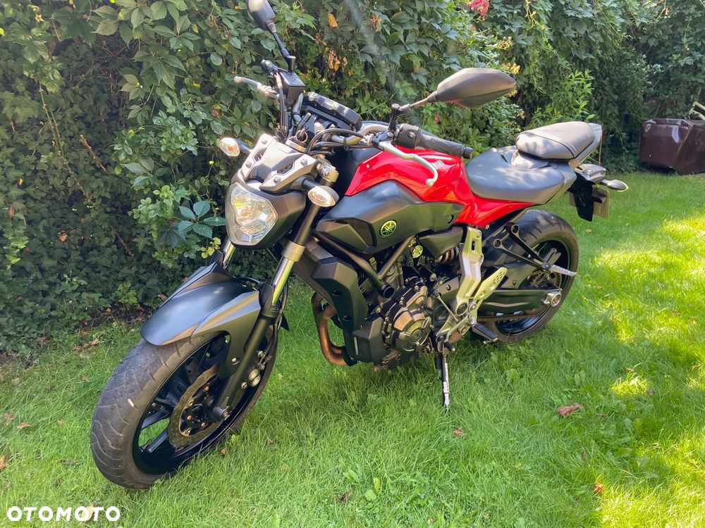 Yamaha MT - 9