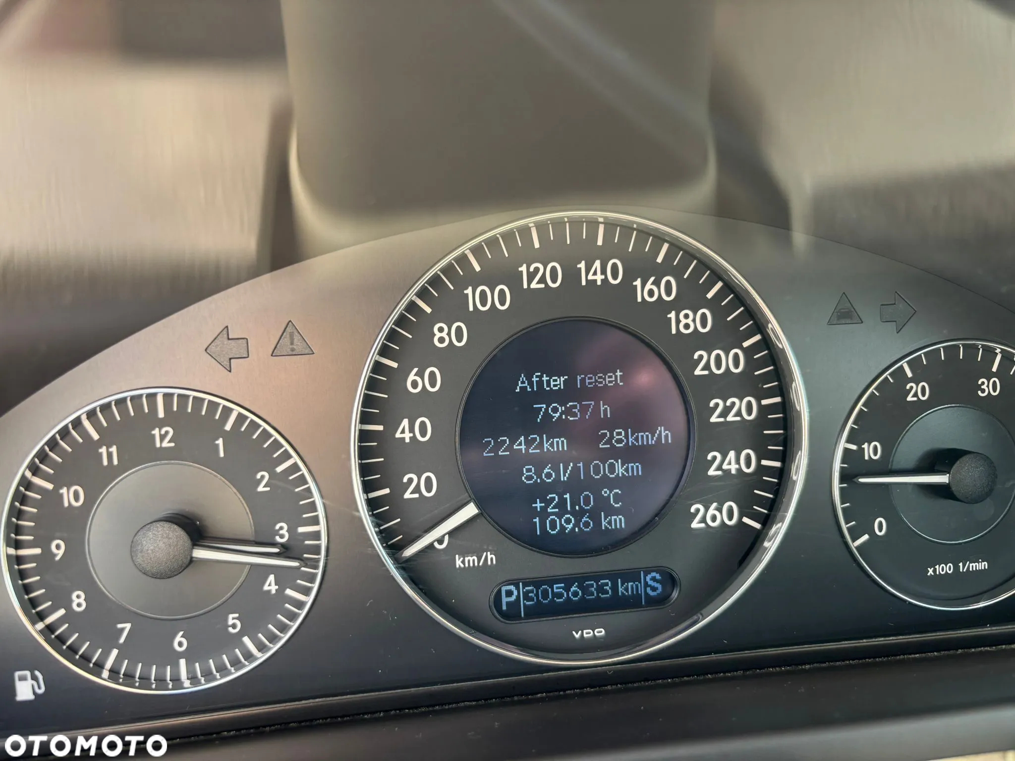 Mercedes-Benz CLK - 13
