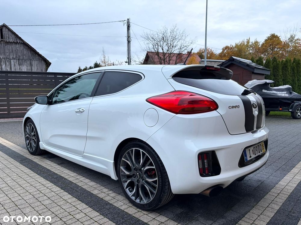 Kia ProCeed Pro_cee'd 1.6 T-GDI GT L - 12