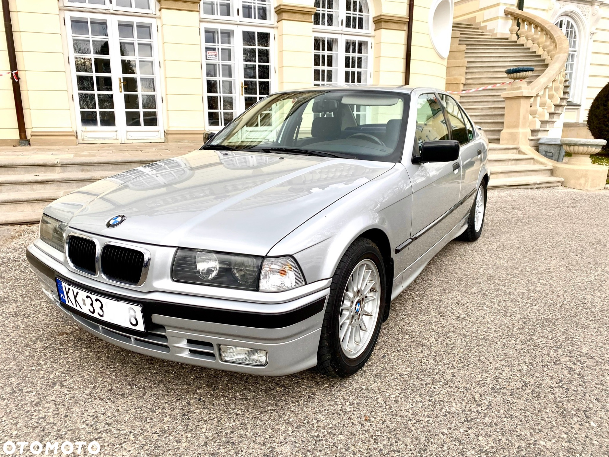 BMW Seria 3 316i Touring - 4
