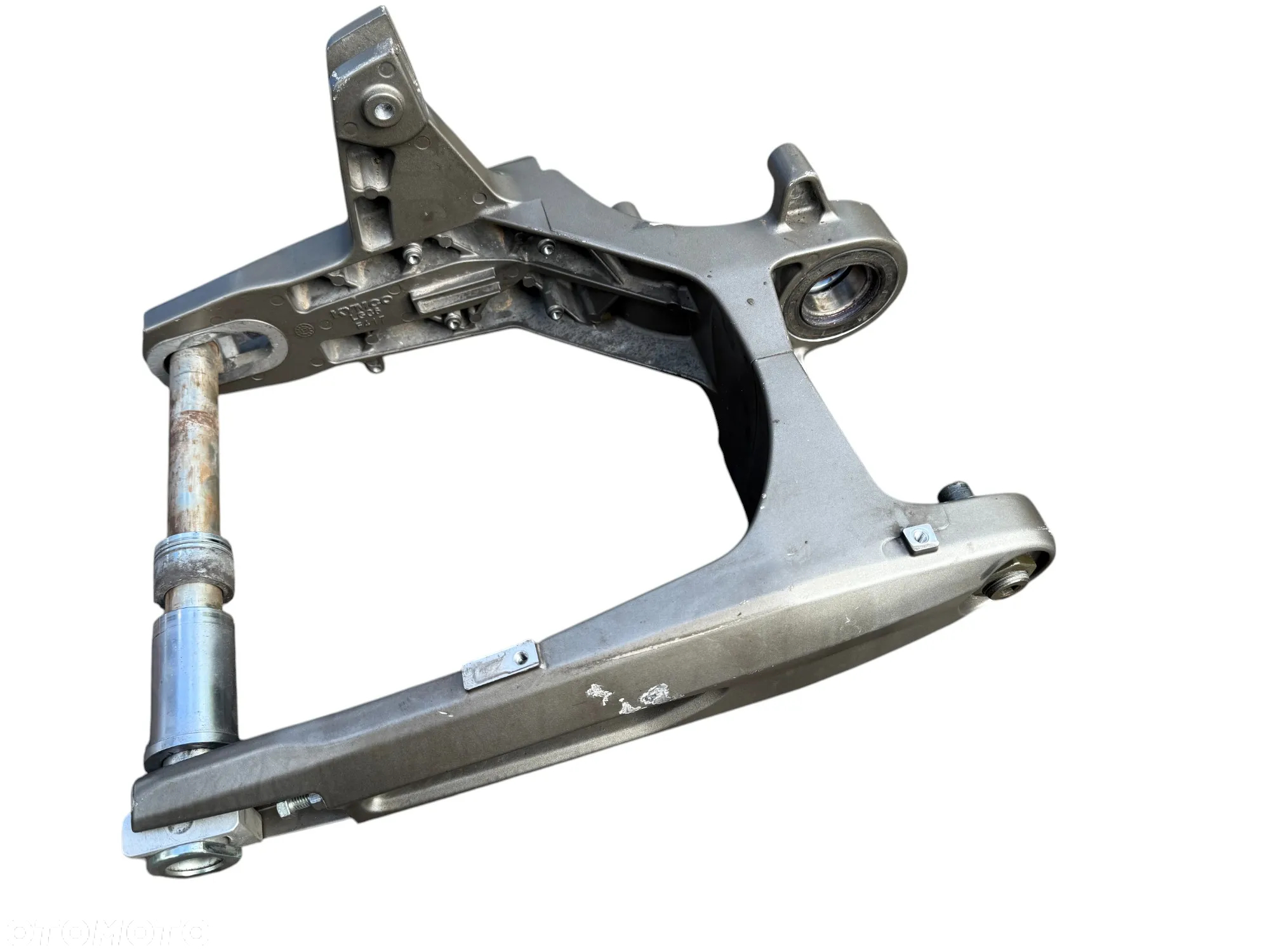 Wahacz  Kymco AK 550  16-21R - 4
