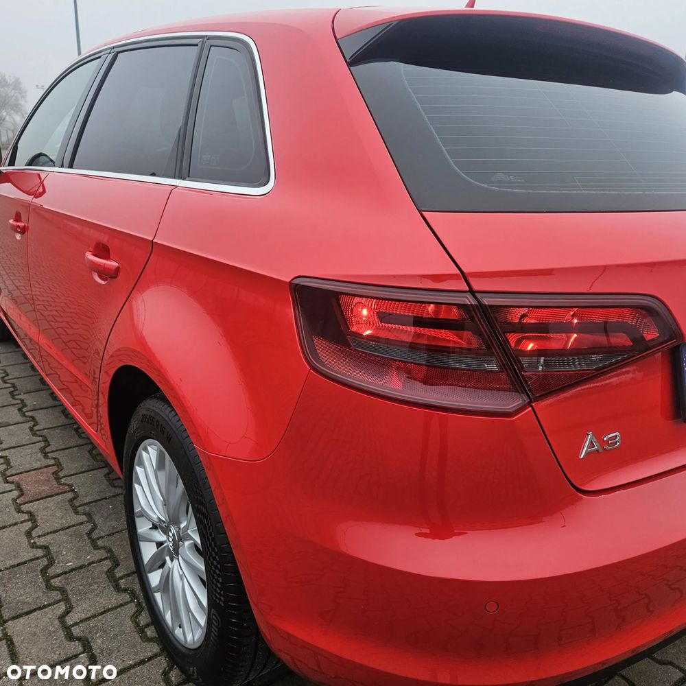 Audi A3 Sportback 1.6 TDI DPF Ambition - 14