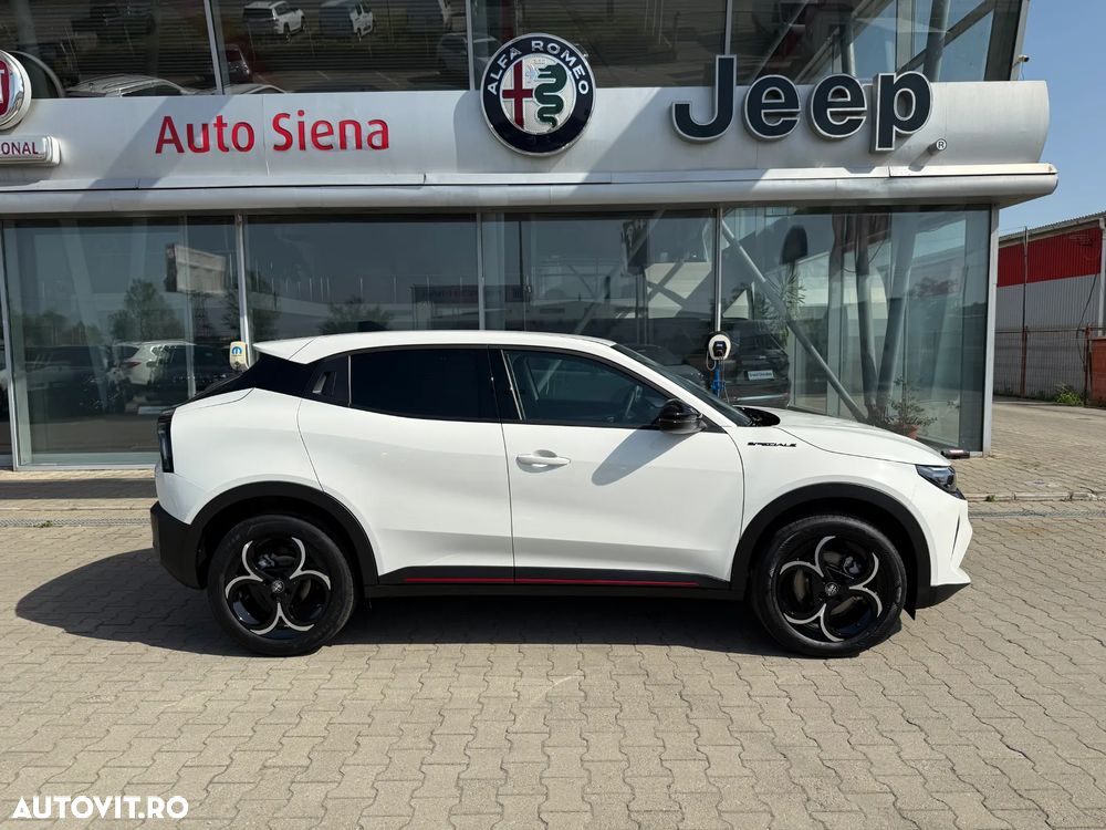 Alfa Romeo Junior 1.2 FWD eDCT6 MHEV Ibrida Speciale - 10