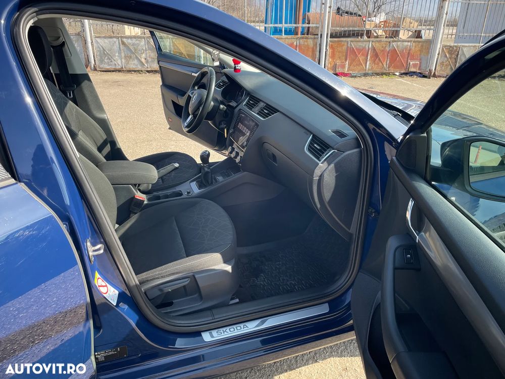 Skoda Octavia 2.0 TDI 4X4 Clever - 17