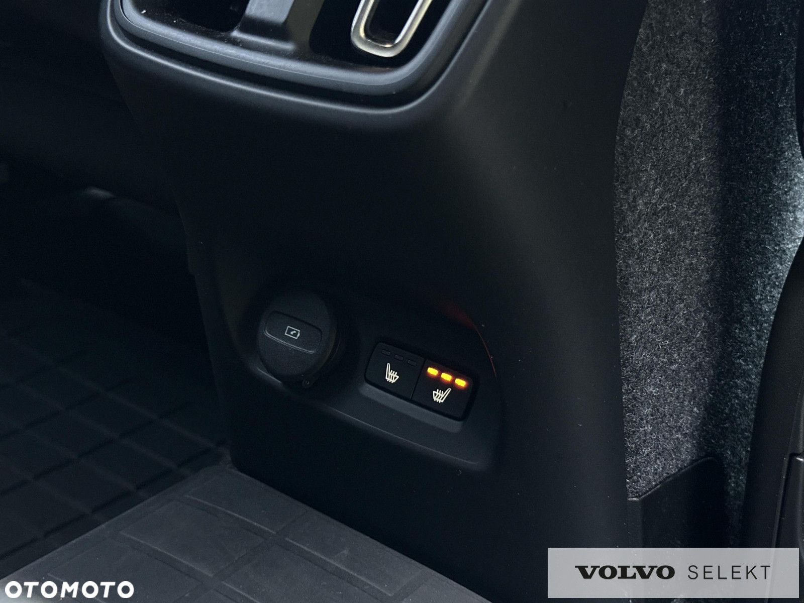 Volvo XC 40 - 23