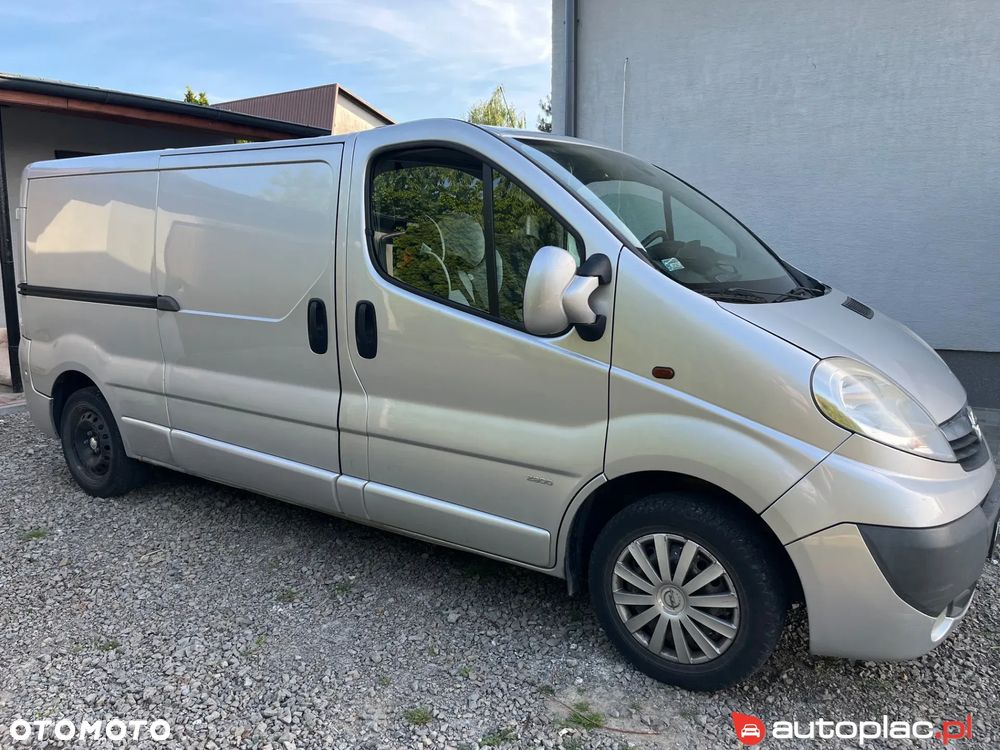 Opel VIVARO - 8