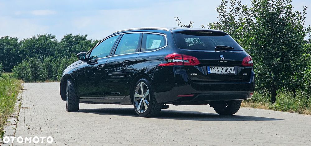 Peugeot 308 1.2 PureTech Allure S&S EAT6 - 19