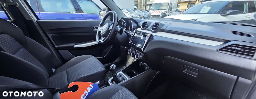 Suzuki Swift 1.2 Premium Plus - 37