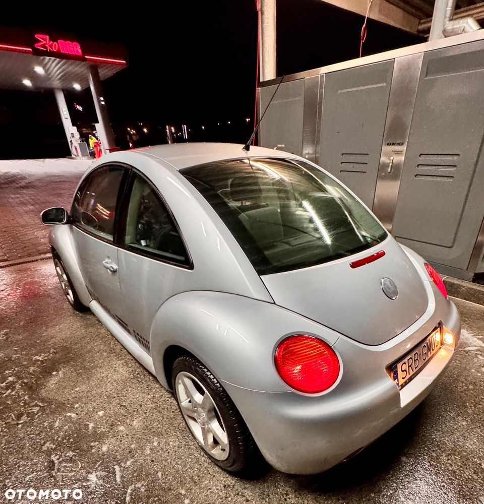 Volkswagen New Beetle 1.6 United - 9