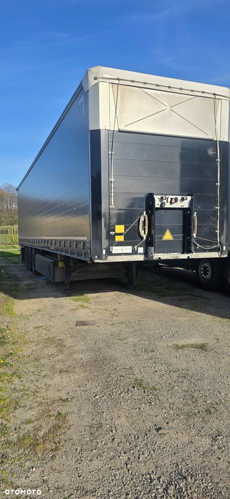 Schmitz Cargobull SCB S3T - 1