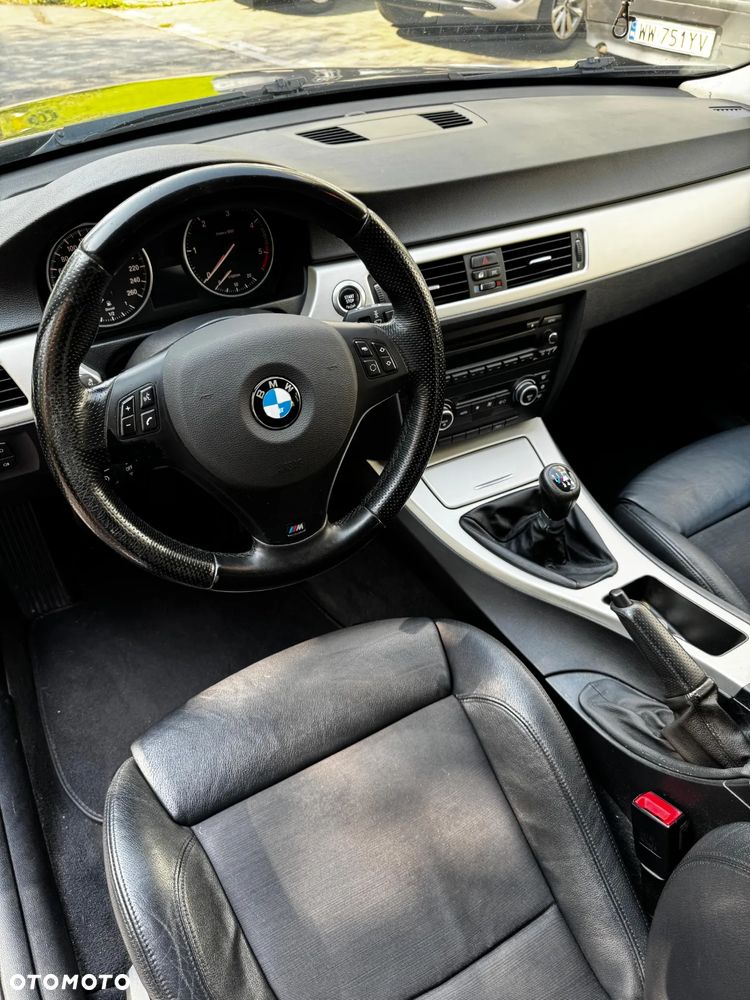 BMW Seria 3 320d - 14