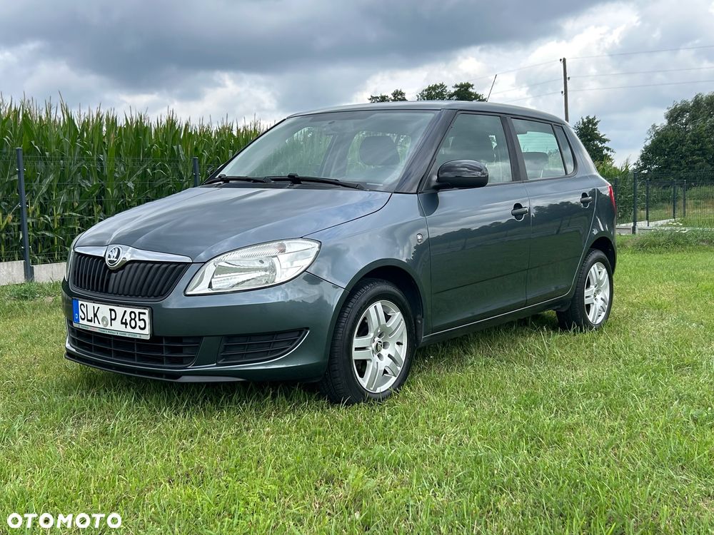 Skoda Fabia 1.2 HTP Cool Colour Edition - 8