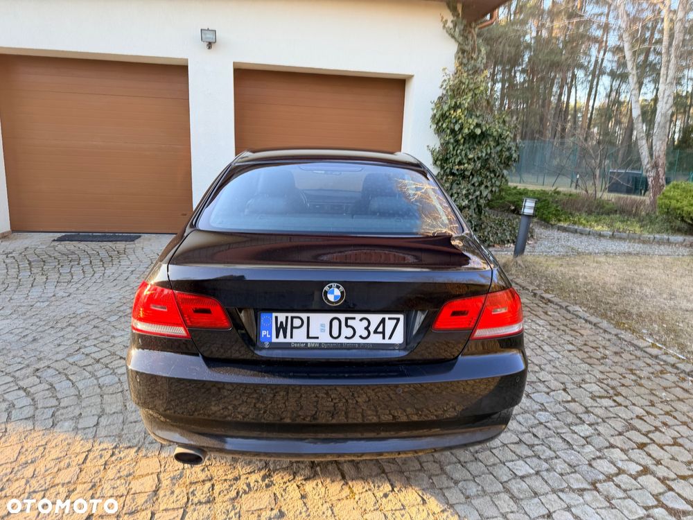 BMW Seria 3 320d - 19