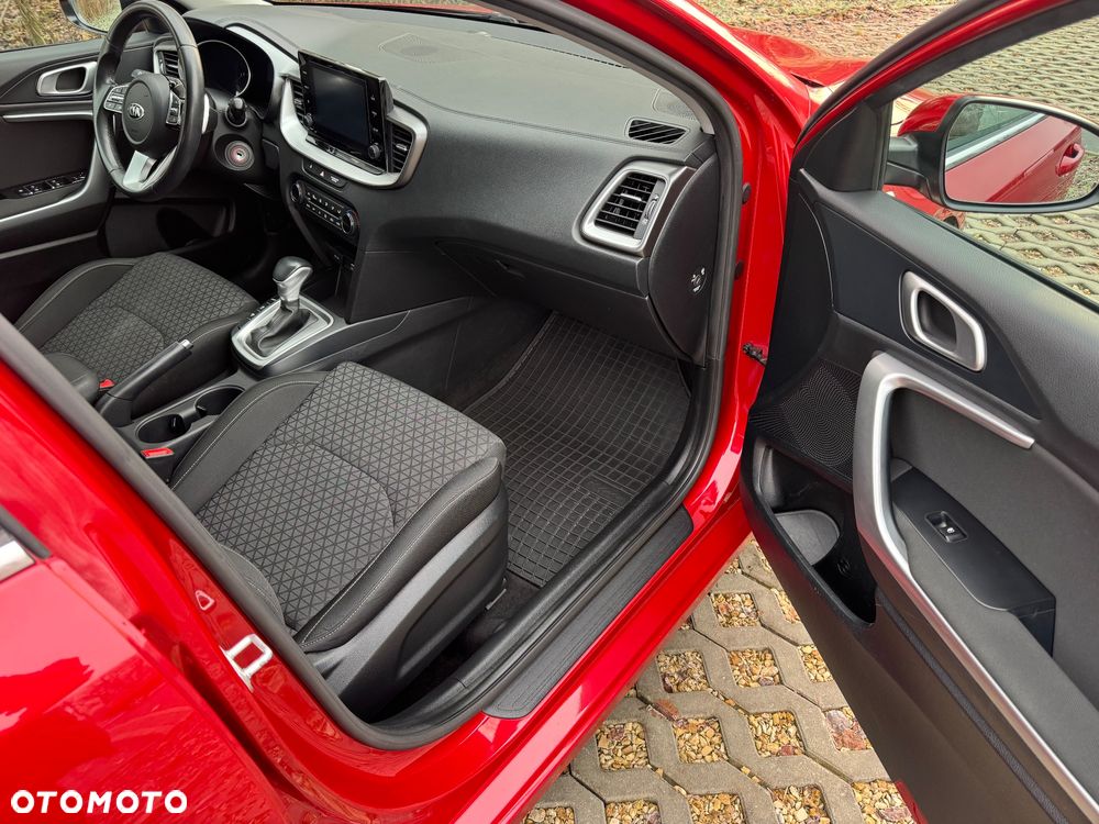 Kia Ceed 1.4 T-GDI M DCT - 12