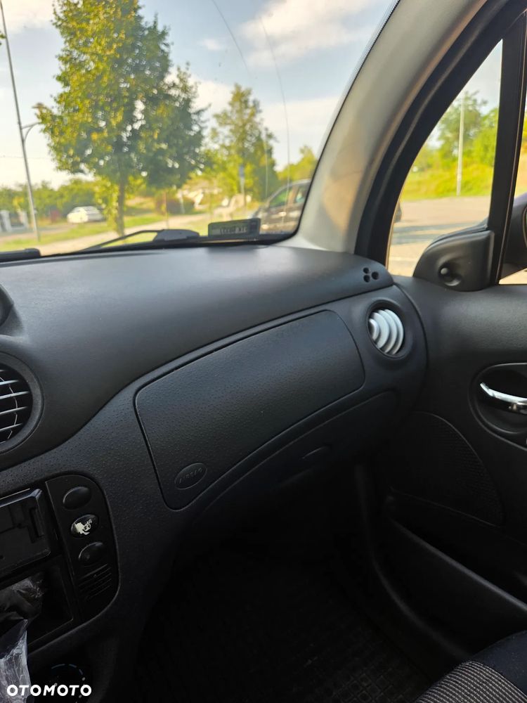 Citroën C3 1.1i Magic - 12
