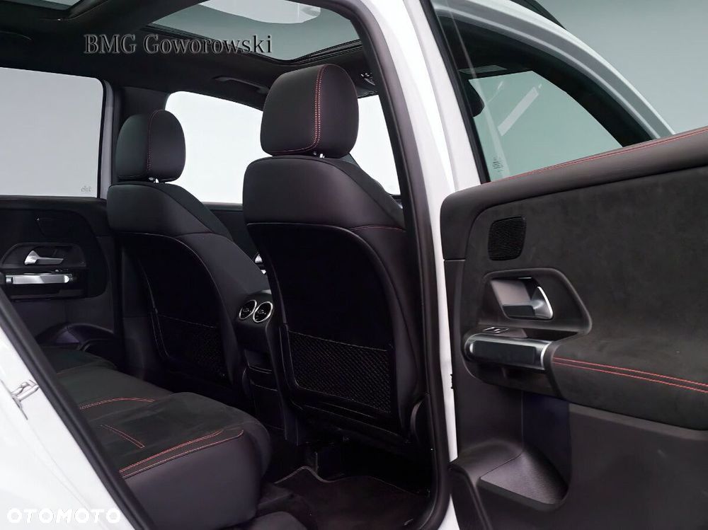 Mercedes-Benz GLB 200 d 4-Matic AMG Line 8G-DCT - 9