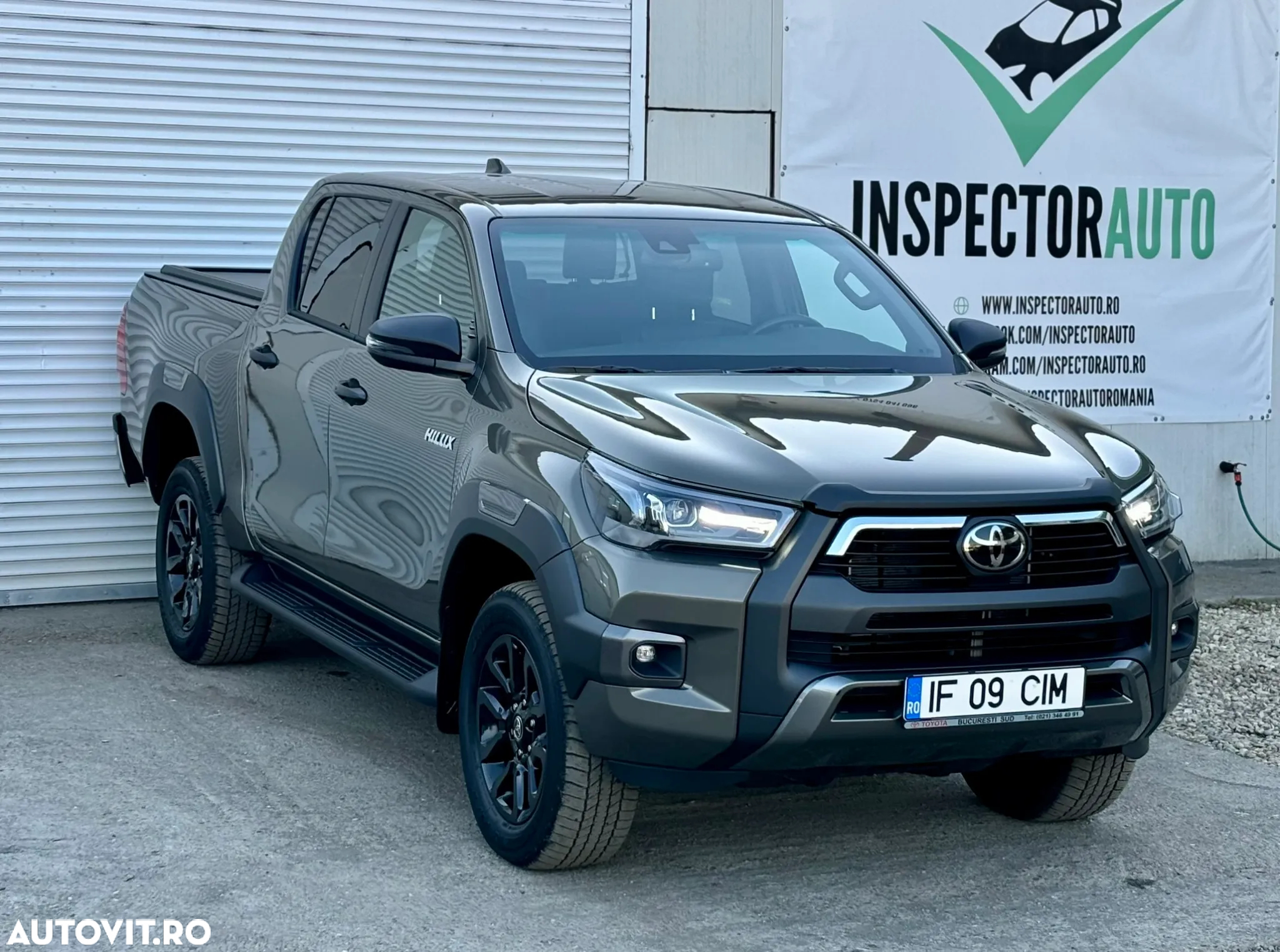 Toyota Hilux 2.8D 204CP 4x4 Double Cab AT Invincible - 8