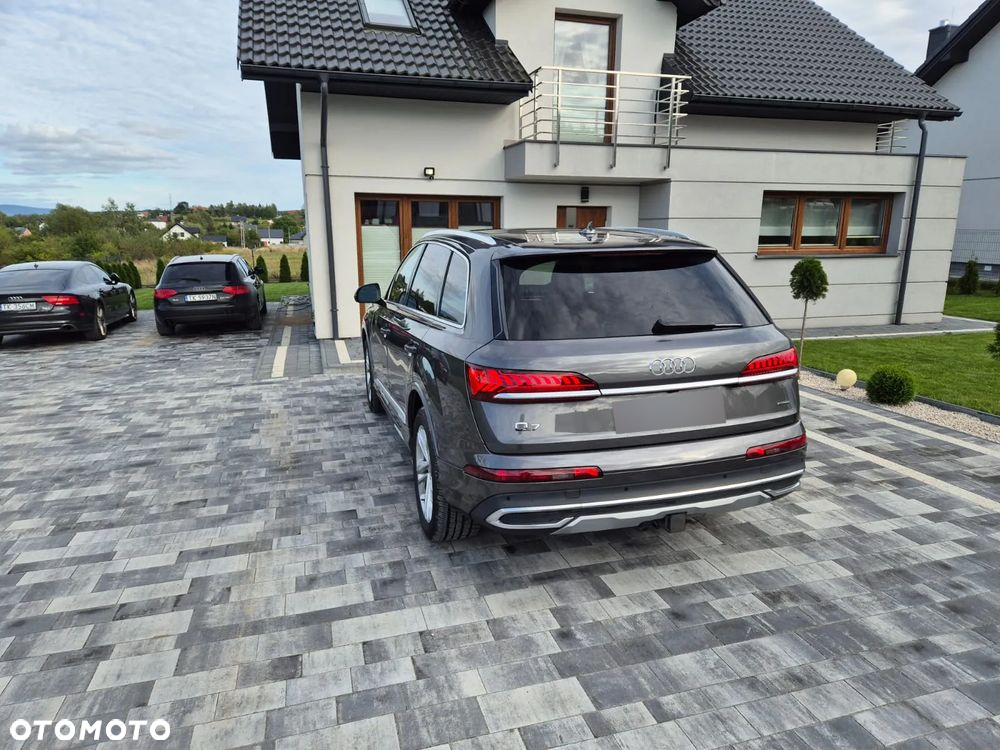 Audi Q7 - 6