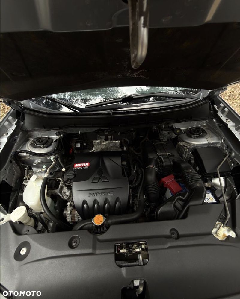 Mitsubishi ASX - 10