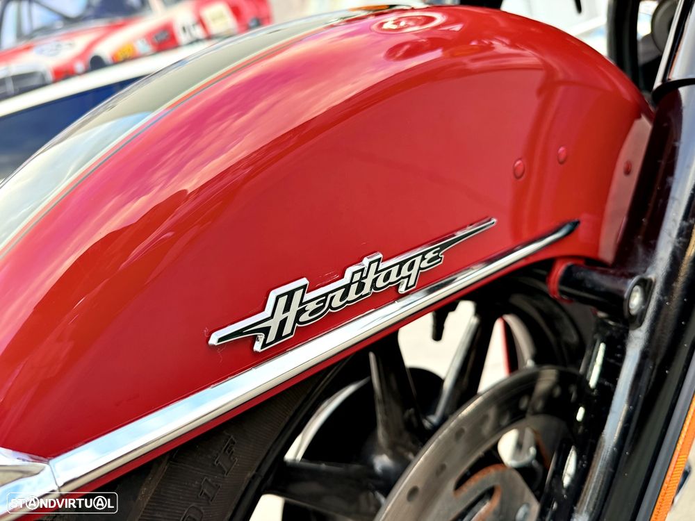 Harley-Davidson Heritage Softail Classic - 22