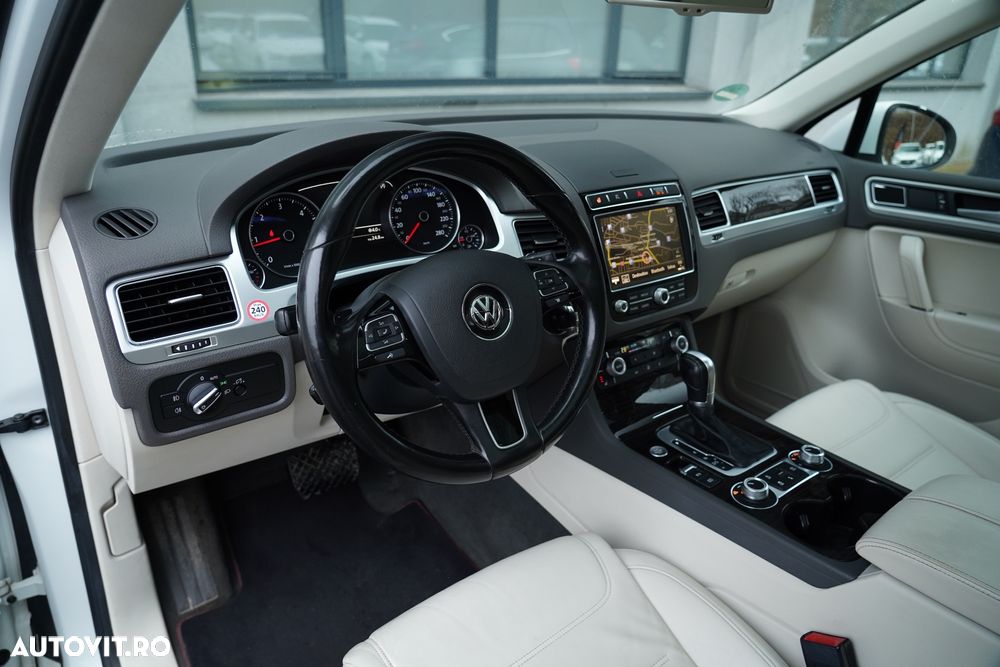 Volkswagen Touareg 3.0 V6 TDI SCR Blue Motion DPF Automatik Exclusive - 16