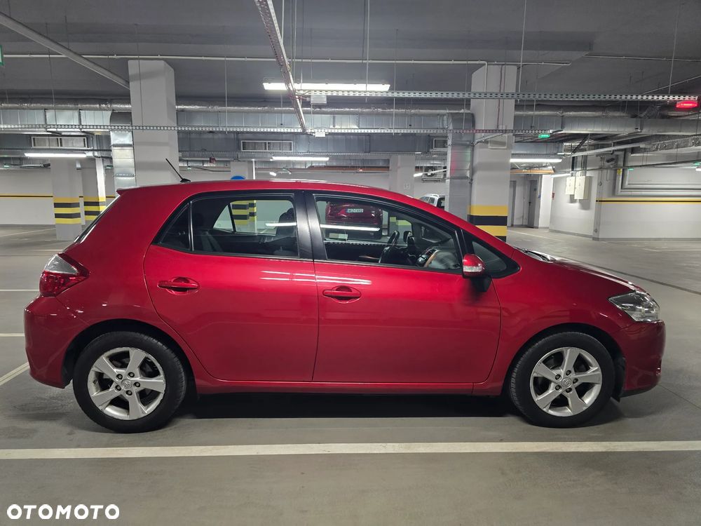 Toyota Auris 1.6 Premium - 7