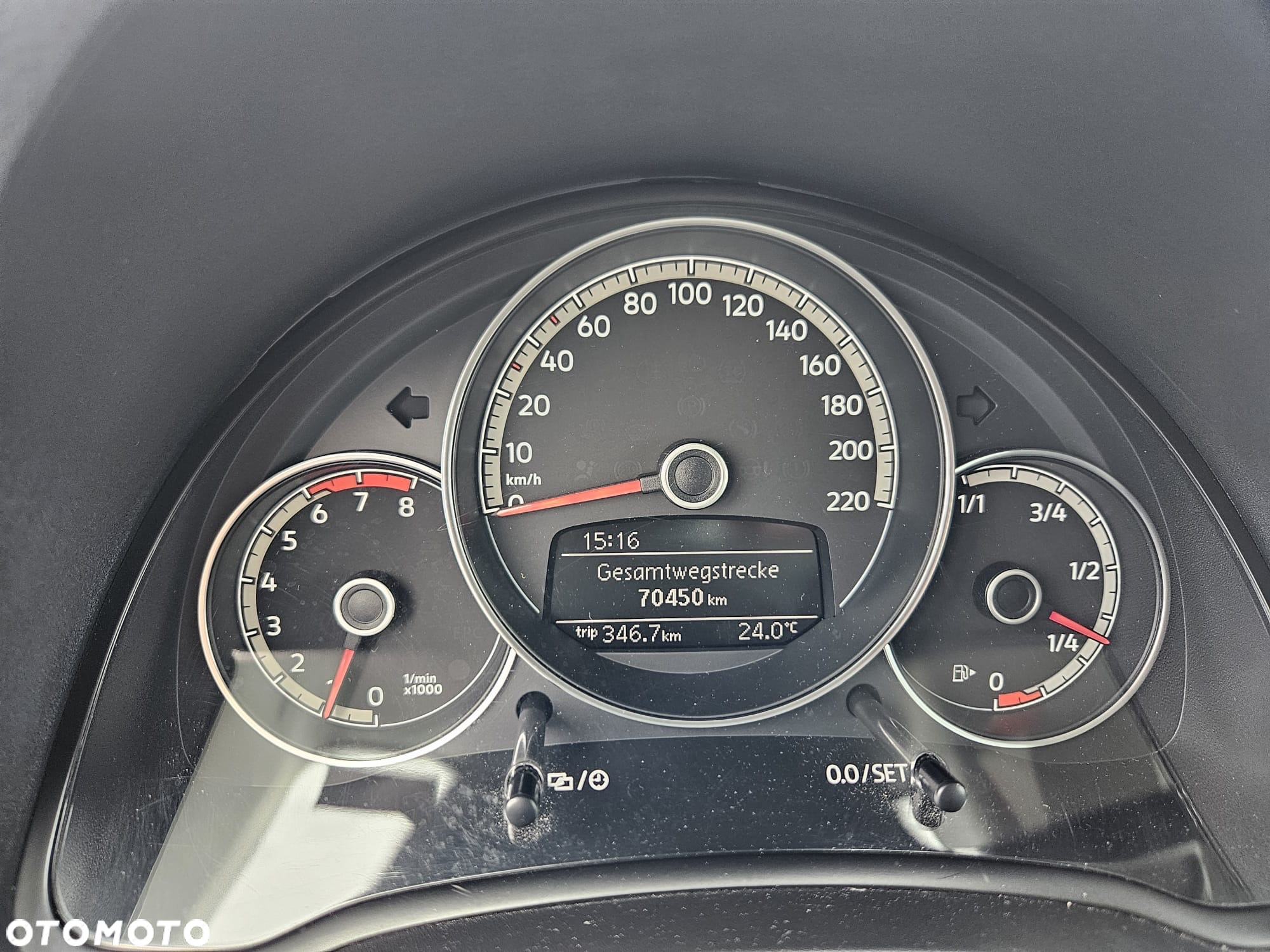 Volkswagen up! - 25