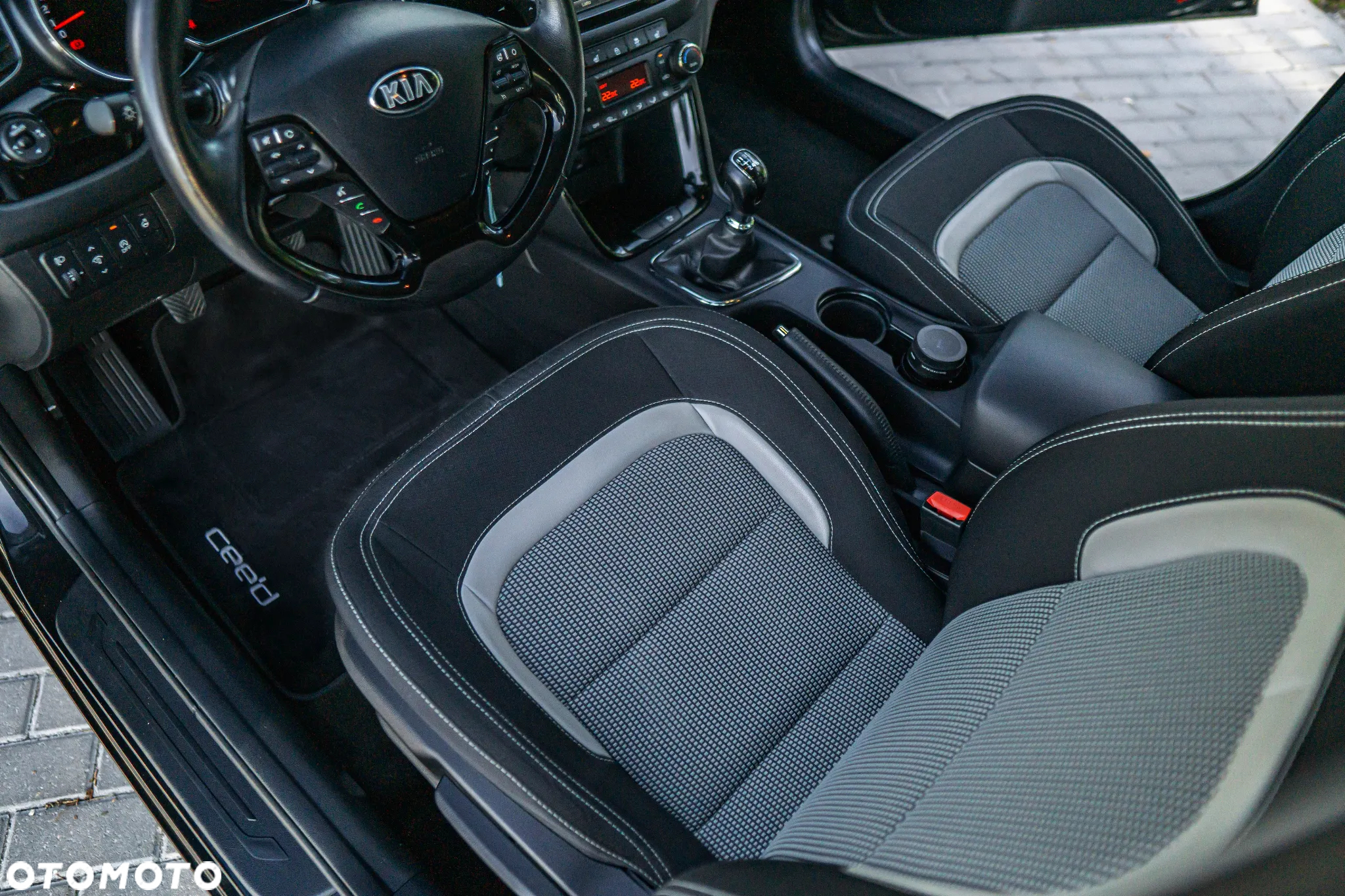 Kia Ceed 1.4 CVVT - 15