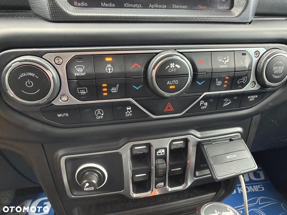 Jeep Wrangler 2.2 CRDi Hardtop AWD Automatik Sport - 27