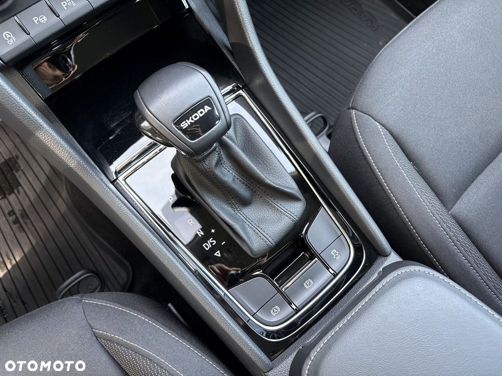 Skoda Karoq 1.5 TSI ACT Selection DSG - 22