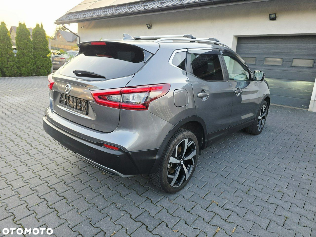 Nissan Qashqai - 11