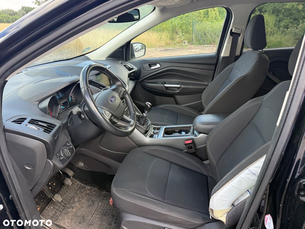 Ford Kuga 1.5 EcoBoost 2x4 SYNC - 14