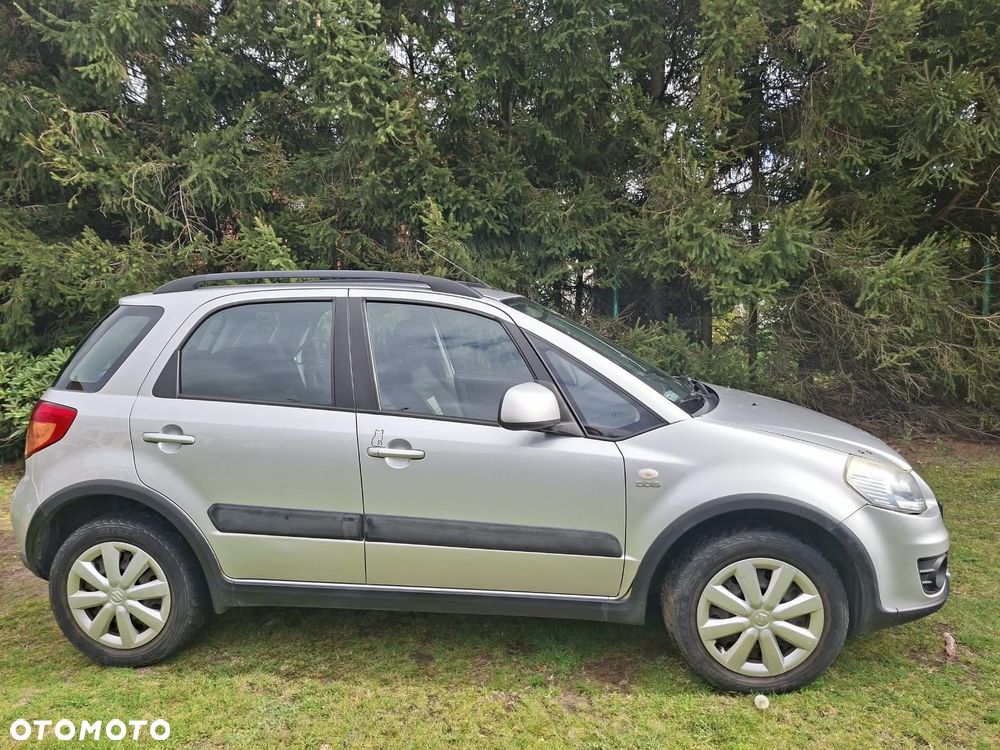 Suzuki Sx4 2012 photo 5