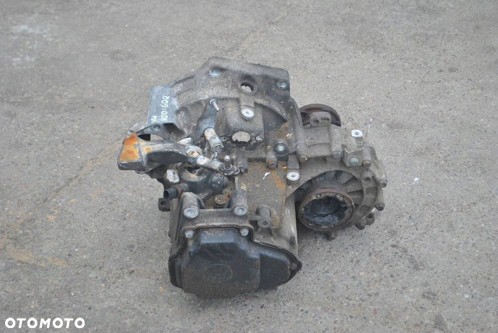 SKRZYNIA BIEGÓW MANUALNA 5-B VOLKSWAGEN 1.9TDI GQQ - 2