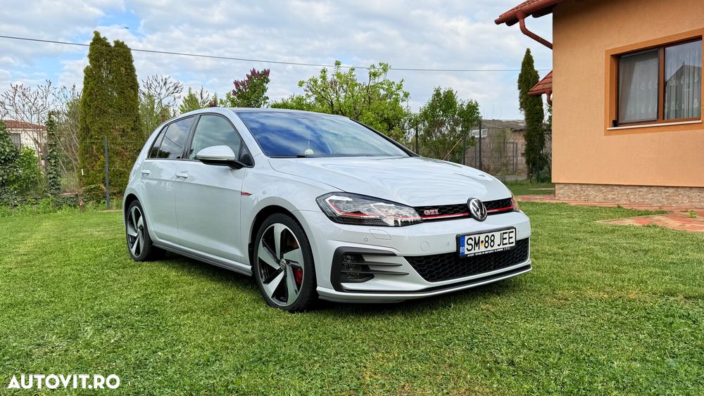 Volkswagen Golf 2.0 TSI DSG GTI - 8