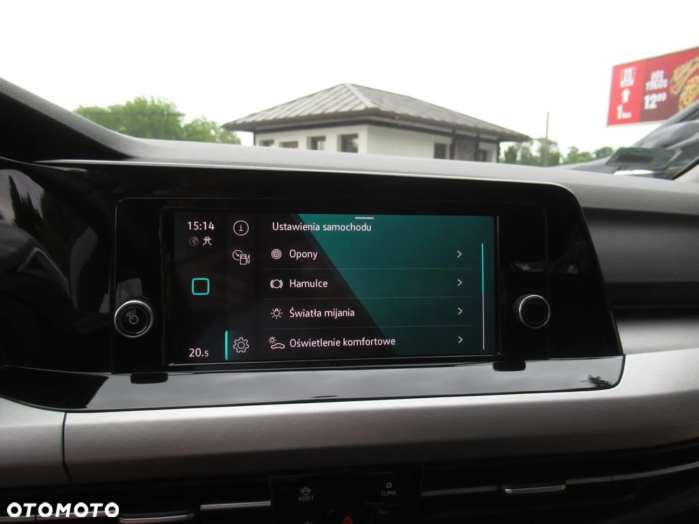 Volkswagen Golf VIII 1.5 TSI EVO Life - 19