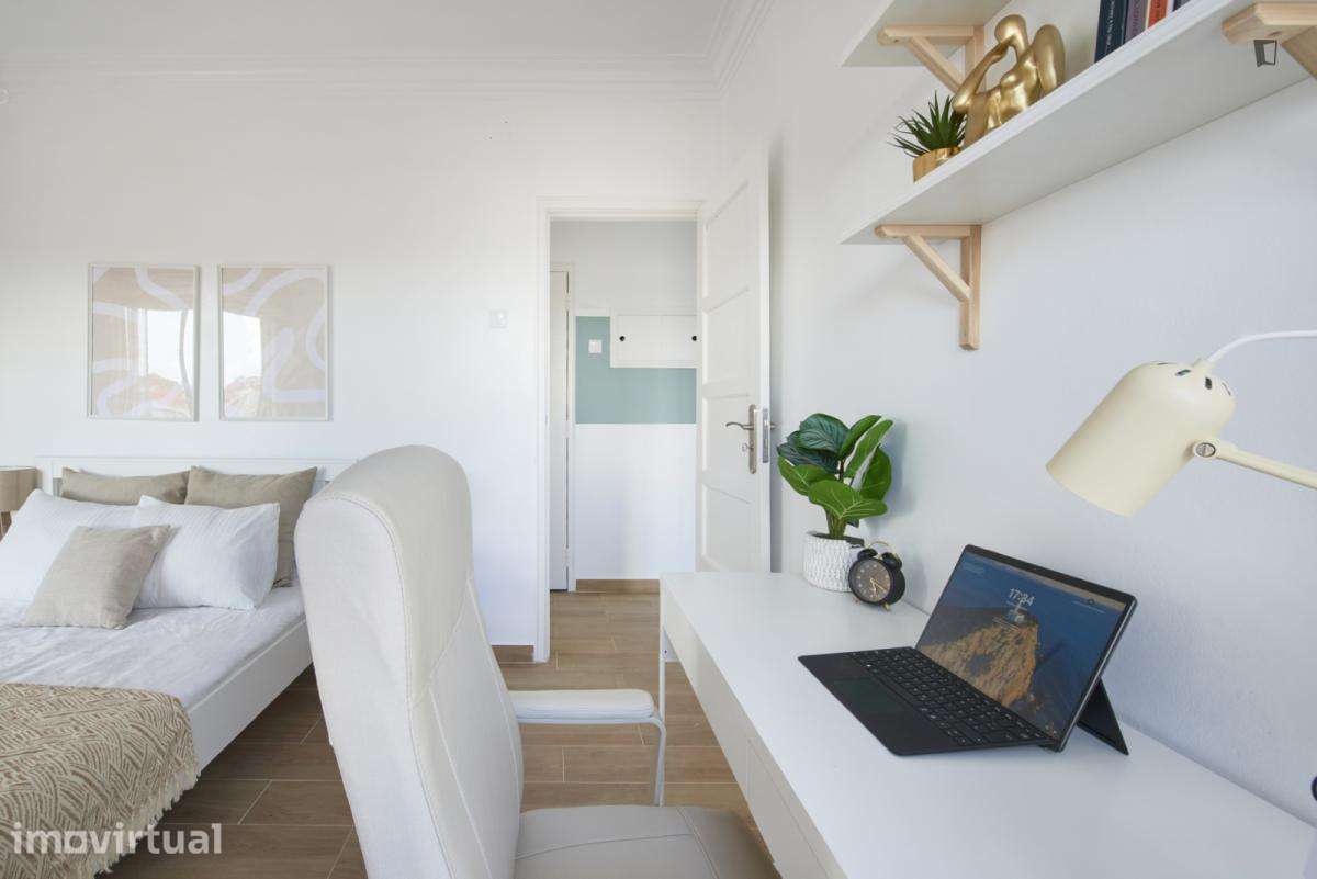 Quarto - localizado em Amadora Lisbon - Grande imagem: 5/33