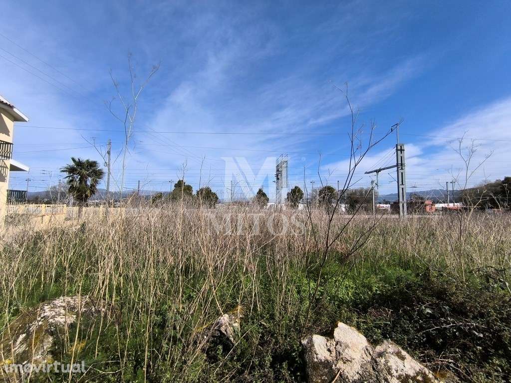 2 lotes de terreno para construção - Darque - Grande imagem: 2/5